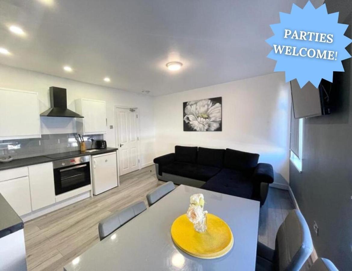 The Central Suite Sasco Apartments Blackpool Esterno foto
